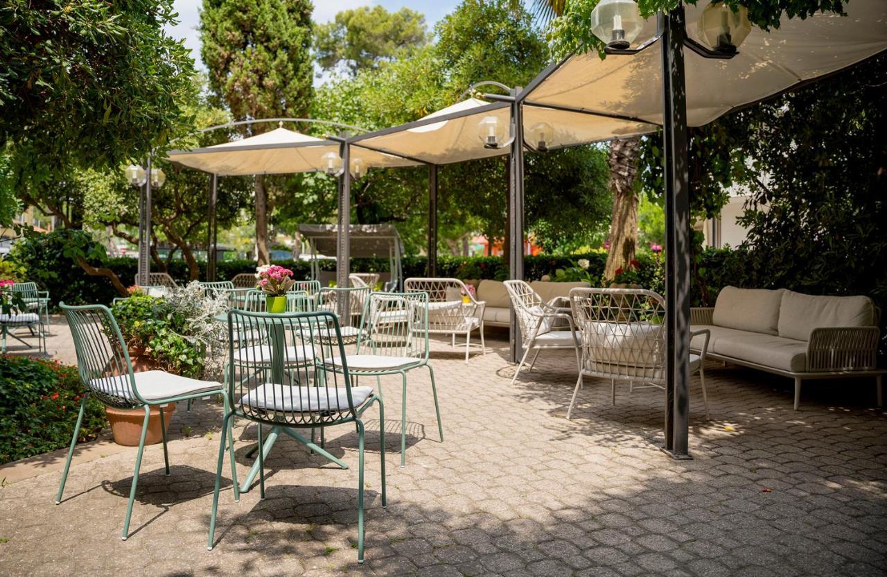 Hotel Stella Riccione Exterior photo